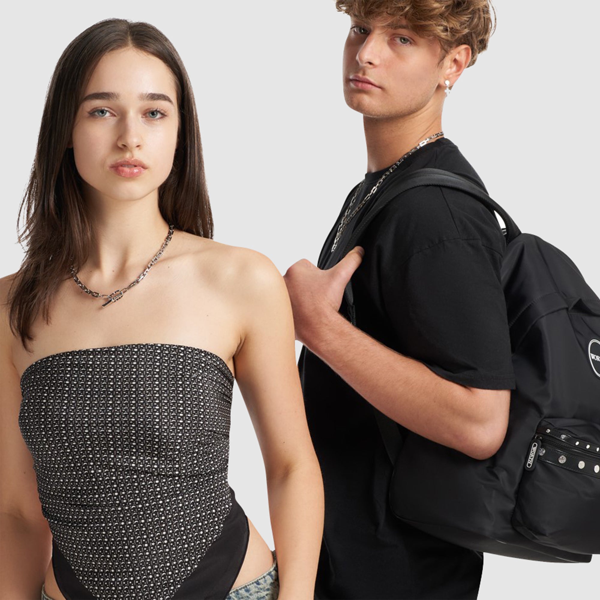 月亮和星星雕刻颈链