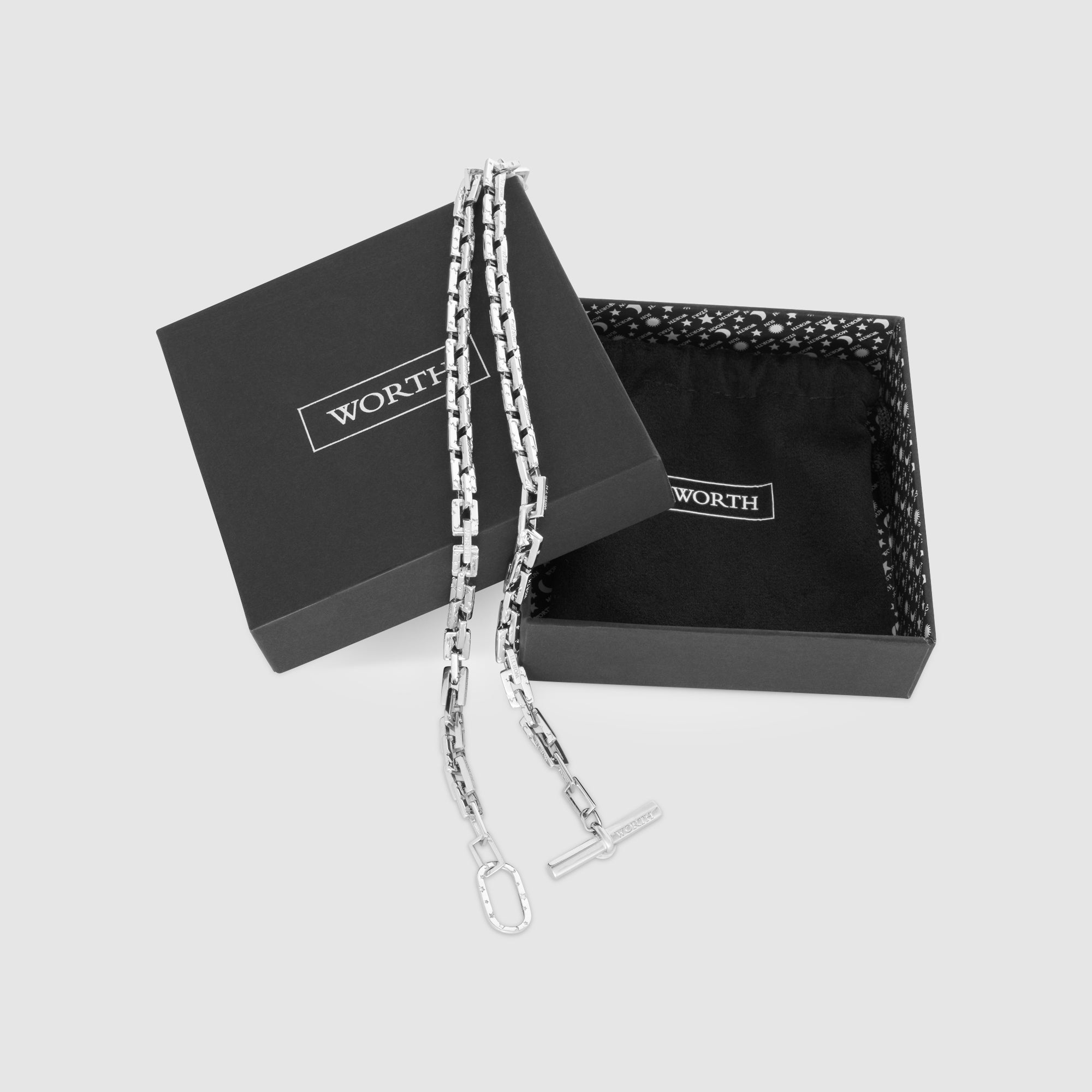 月亮和星星雕刻颈链